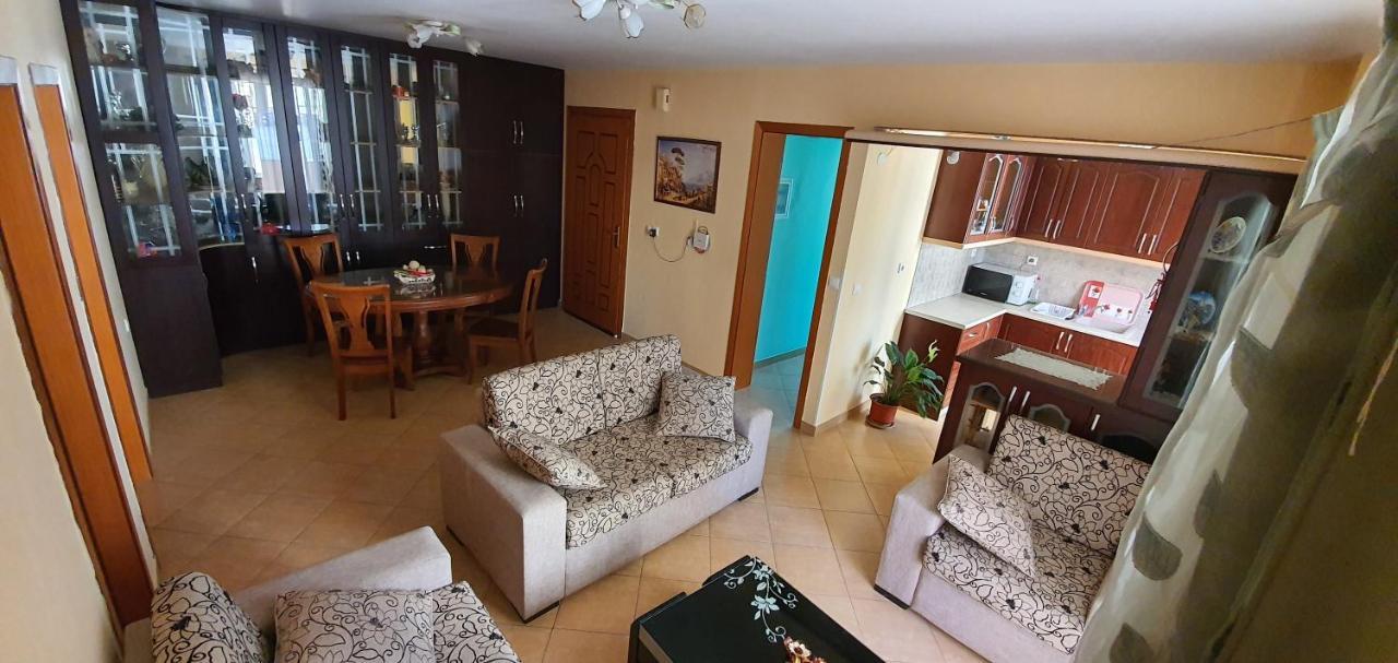 סרנדה Enjoy Apartment מראה חיצוני תמונה